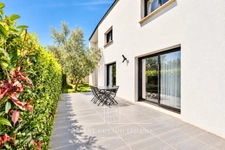 MAISON CONTEMPORAINE - 160 M² - SAINT AVE 