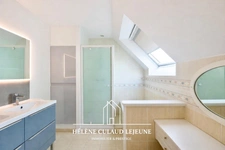 MAISON FAMILIALE AVEC VUE DÉGAGÉE SUR LA NATURE - 184 m² - VANNES 