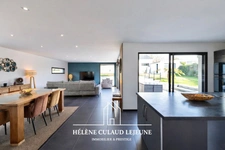 MAISON CONTEMPORAINE - 173 m² - KERVIGNAC