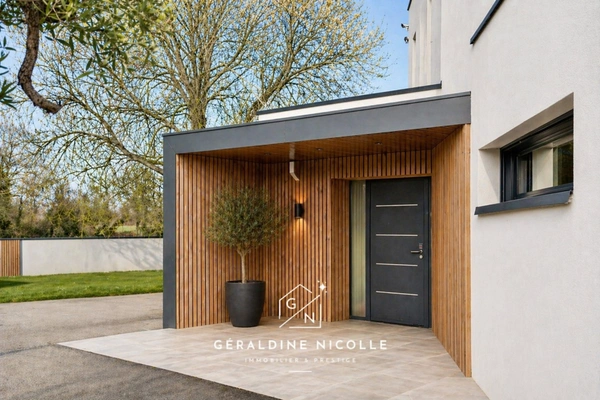 Très belle contemporaine avec piscine - prestations de qualité - 4 chambres + bureau - 215m2