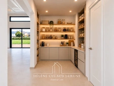 MAISON CONTEMPORAINE DE PLAIN PIED - 159 m² - SAINT AVÉ 