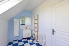 MAISON FAMILIALE AVEC VUE DÉGAGÉE SUR LA NATURE - 184 m² - VANNES 