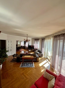 A saisir Appartement 191 m² à Dortan