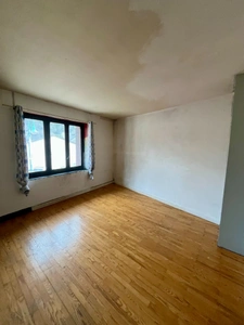 Maison avec dépendance à Saint Martin du Fresne (01)