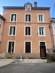 Immeuble de rapport sur OYONNAX (01)