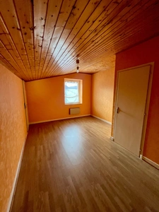Maison avec dépendance à Saint Martin du Fresne (01)