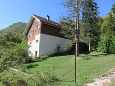 Maison à vendre 5 pièces de 84 m² sur les hauteurs de TENAY (01) sur un terrain de 1516 m²