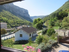 Maison à vendre 5 pièces de 84 m² sur les hauteurs de TENAY (01) sur un terrain de 1516 m²
