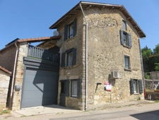 Maison à vendre 5 pièces ORDONNAZ (01)