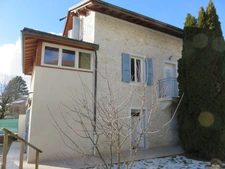 Maison à vendre 5 pièces de 116 m² sur terrain de 365 m² clos, avec piscine hors sol. à HAUTEVILLE LOMPNES (01)