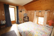 Maison en pierres à vendre 7 pièces de 168 m² à MARIGNIEU (01) plus sous-sol