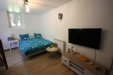 Dpt Ain (01), à vendre CHALEY maison P3 de 52 m² avec terrain non attenant de 351 m²  
