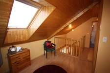 Maison à vendre 5 pièces de 102 m² sur terrain clos de 520 m² à ORDONNAZ (01)