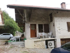 Maison en pierres à vendre 7 pièces de 168 m² à MARIGNIEU (01) plus sous-sol