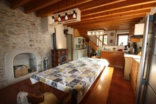 Maison à vendre 5 pièces de 102 m² sur terrain clos de 520 m² à ORDONNAZ (01)
