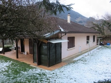 Maison à vendre 5 pièces de 135 m² sur terrain de 723 m² SAINT RAMBERT EN BUGEY (01)