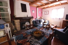 Maison à vendre 5 pièces de 84 m² sur les hauteurs de TENAY (01) sur un terrain de 1516 m²