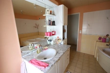 Maison à vendre 5 pièces ORDONNAZ (01)
