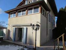 Maison à vendre 5 pièces de 116 m² sur terrain de 365 m² clos, avec piscine hors sol. à HAUTEVILLE LOMPNES (01)