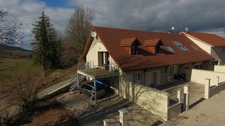 Dpt Ain (01), à vendre ORDONNAZ magnifique appartement T4 de 72 m² avec terrain privatif de 141 m²
