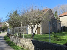 Maison à vendre 5 pièces de 102 m² sur terrain clos de 520 m² à ORDONNAZ (01)