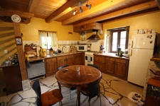 Maison en pierres à vendre 7 pièces de 168 m² à MARIGNIEU (01) plus sous-sol