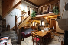 Maison en pierres à vendre 7 pièces de 168 m² à MARIGNIEU (01) plus sous-sol