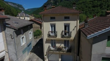 maison à vendre 6 pièces CHALEY (01) de 147 m²