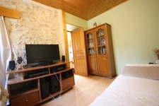 Maison à vendre 5 pièces de 102 m² sur terrain clos de 520 m² à ORDONNAZ (01)