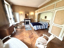 Propriété de centre ville à vendre 14 pièces ORLEANS (45)