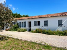 Propriete à vendre 6 pièces SAINT CLEMENT DES BALEINES (17)