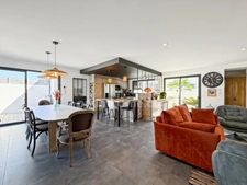 Maison à vendre 5 pièces FERRIERES (17)