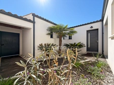Maison à vendre 5 pièces FERRIERES (17)