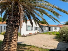 Propriete à vendre 6 pièces SAINT CLEMENT DES BALEINES (17)