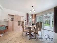St Denis en Val à 10 min d'Orléans centre, à vendre  Maison de 2003 190m2 5 chambres avec jardin arboré de 1800m2, garage attenant, dépendances
