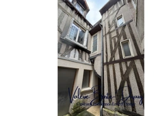 Orléans centre Immeuble à vendre avec courette