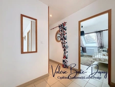 St Denis en Val à 10 min d'Orléans Martroi, a vendre  Maison de 2003 190m2 5 chambres avec jardin arboré de 1800m2, garage attenant, dépendances