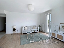 Appartement à vendre 4 pièces 80,35m2 3 chambres terrasse et stationnement ORLEANS St Marc