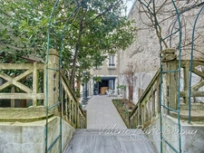 Maison à vendre 6 pièces 213m2 5 Chambres avec terrasse arborée ORLEANS St Vincent (45)