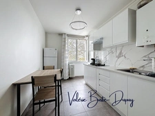 Appartement à vendre ORLEANS BANNIER BLOSSIERE 4 pièces 88m2 avec 3 chambres, balcon et stationnents