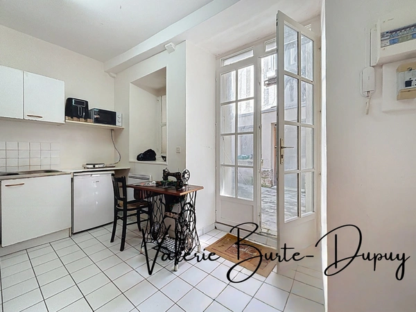 Orléans centre Immeuble à vendre avec courette