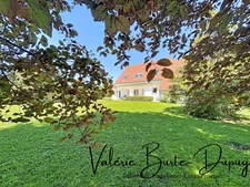 St Denis en Val à 10 min d'Orléans centre, à vendre  Maison de 2003 190m2 5 chambres avec jardin arboré de 1800m2, garage attenant, dépendances