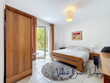 St Denis en Val à 10 min d'Orléans Martroi, a vendre  Maison de 2003 190m2 5 chambres avec jardin arboré de 1800m2, garage attenant, dépendances