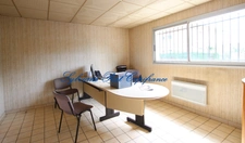 Dpt Pyrénées Atlantiques (64), à vendre ARTIGUELOUTAN- Entrepôt et Bureaux de 928 m² de surface totale sur 3199 m² de terrain