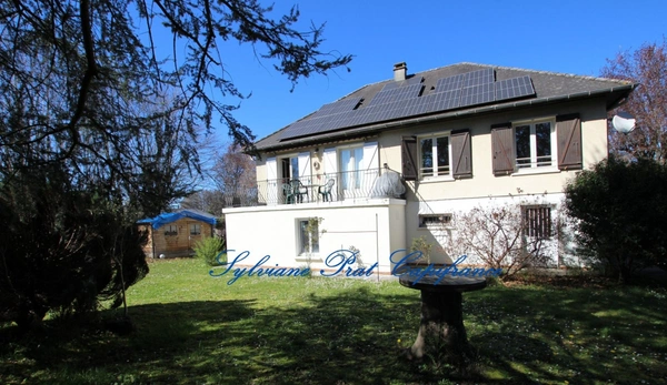 Maison à vendre 6 pièces LONS (64) de 141 m² sur 1014 m² de Terrain