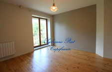 Maison de caractère 5 pièces de 126 m² avec garage sur terrain de 1000 m² ARROS DE NAY (64)