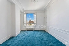 EXCEPTIONAL – TOP FLOOR WITH UNINTERRUPTED VIEWS OF THE MUSÉE D'ORSAY – CONTINUOUS BALCONY – PARIS 7TH ARRONDISSEMENT