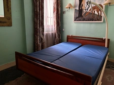 Near the Eiffel Tower, 3-room apartment for sale, Bir-Hakeim metro station, PARIS 15TH DISTRICT (75)