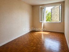 Appartement 3 pièces avec balcon lumineux