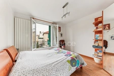 Charming family home – 6 bedrooms, wooded garden, outbuilding and RER C train station within walking distance